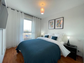 Appartement calme avec balcon, à 4km du centre, Parking, WI-FI, Netflix gratuit
